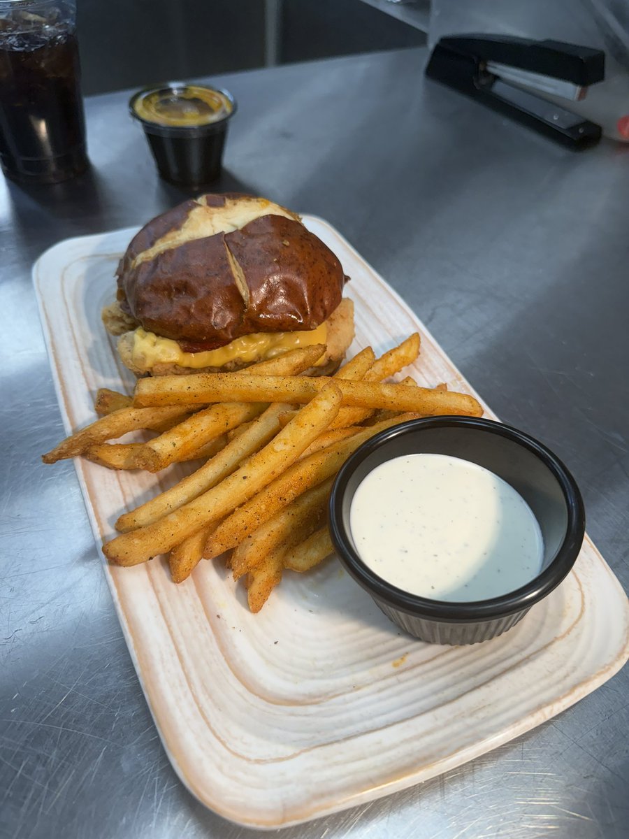 SlimsterTheReapster tweet media