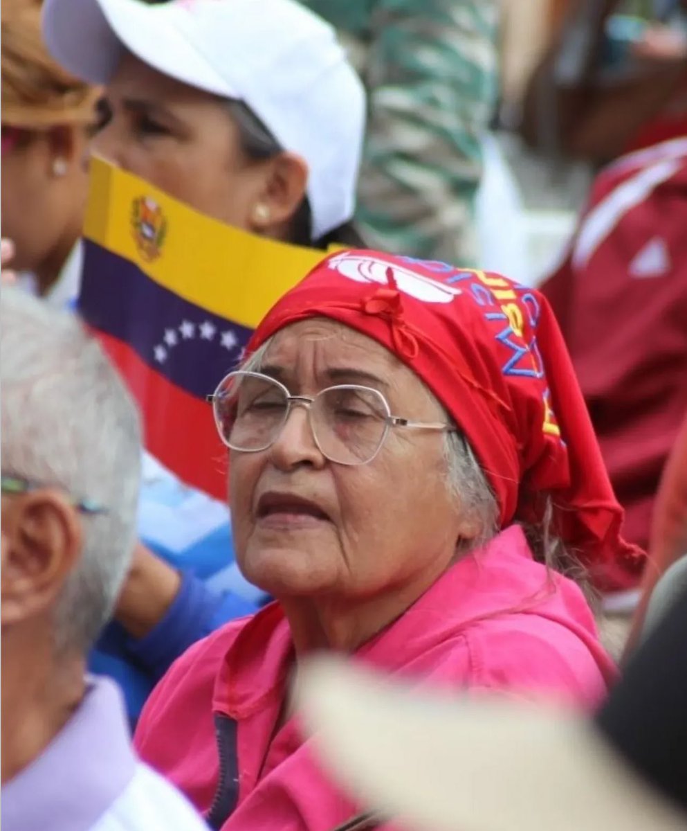 Colina José tweet media