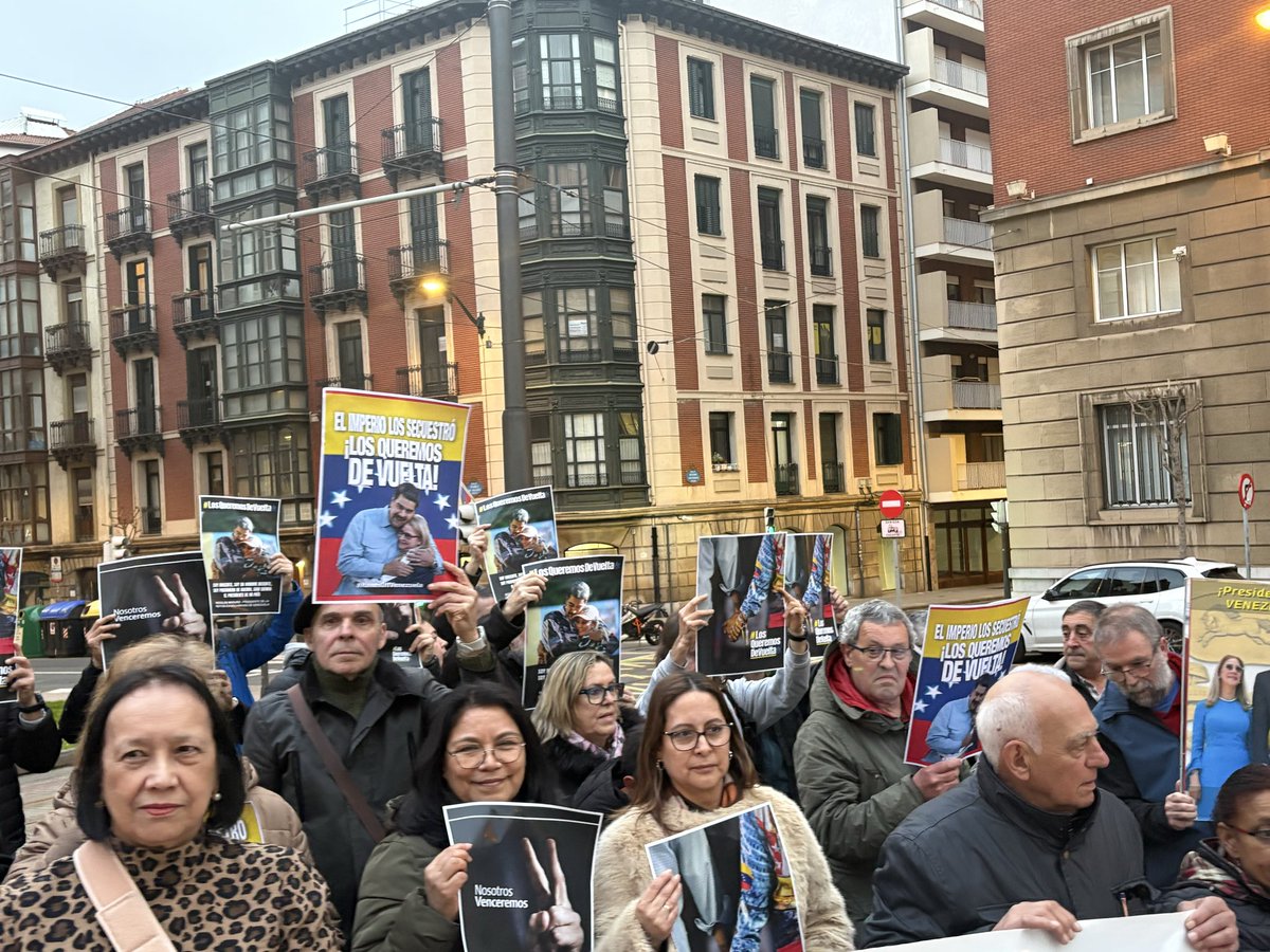 Consulado General de Venezuela en Bilbao tweet media
