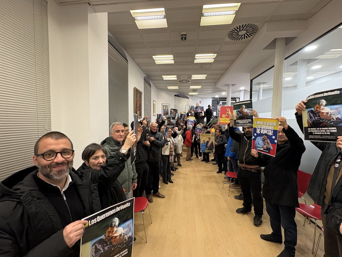 Consulado General de Venezuela en Bilbao tweet media