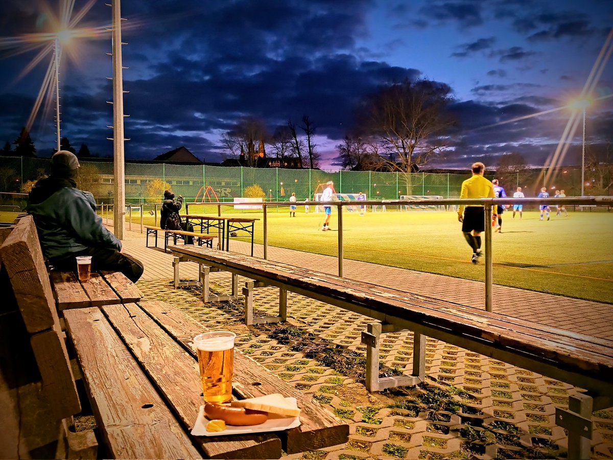 Zas Tavka tweet media