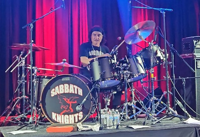 BLABBERMOUTH.NET tweet media