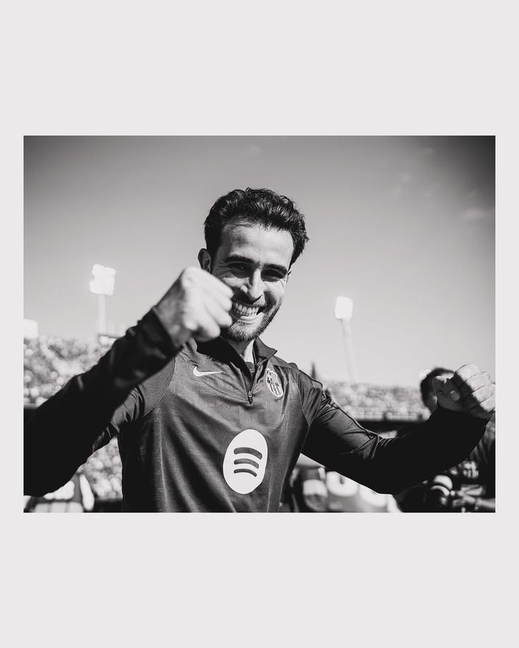 juli ⋆ tweet media