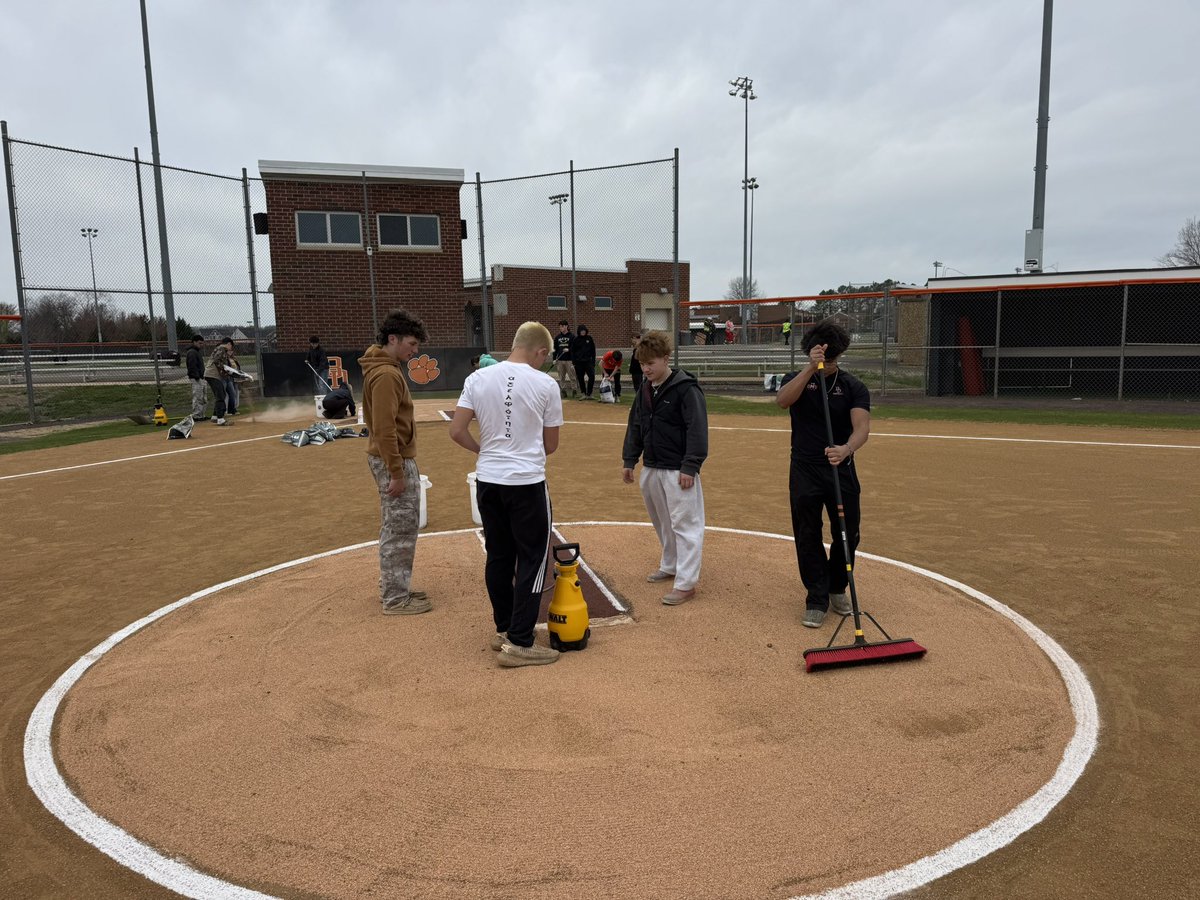 Brentsville Turf Toro Grounds Academy tweet media