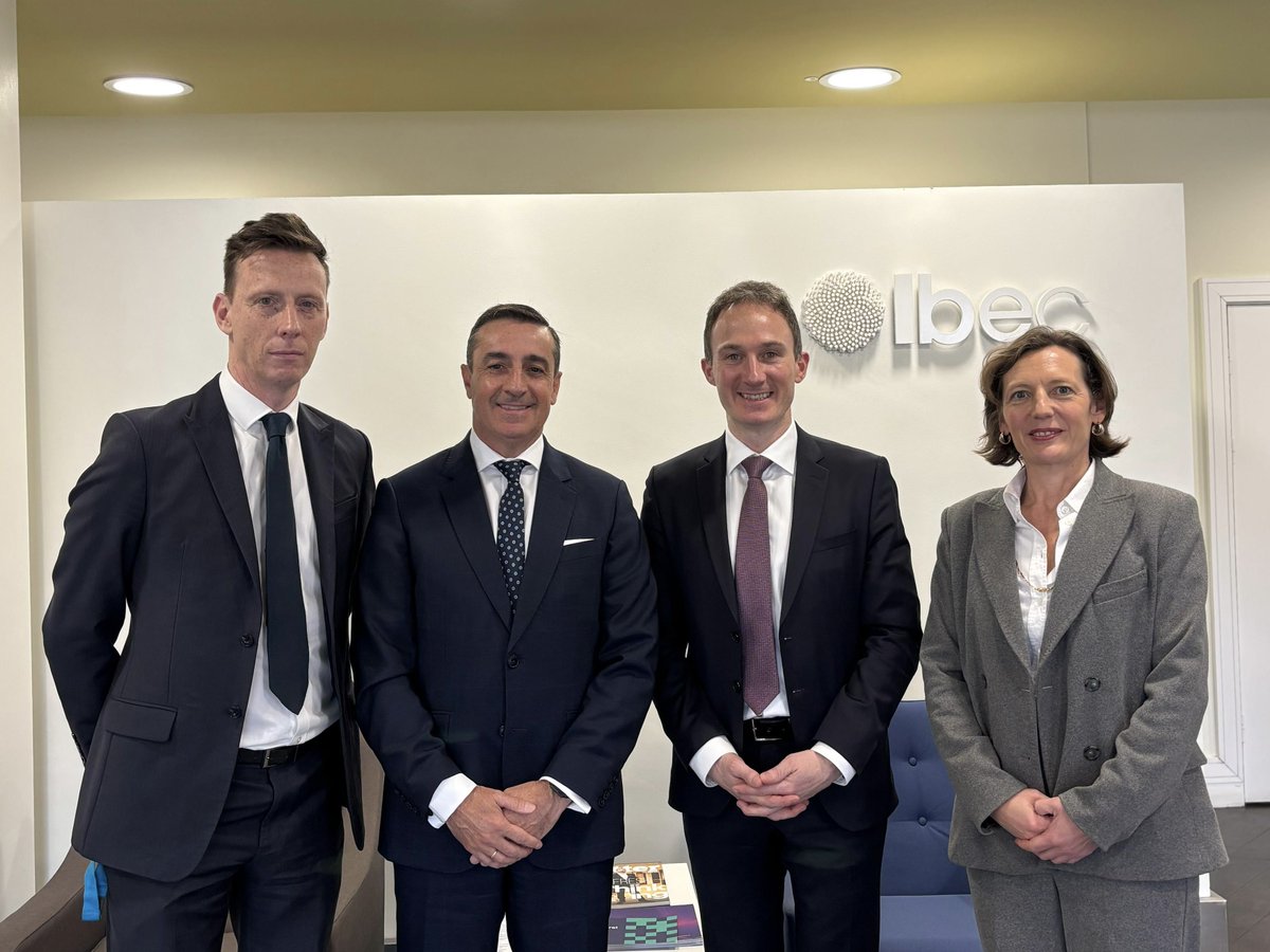 Alan Dillon tweet media