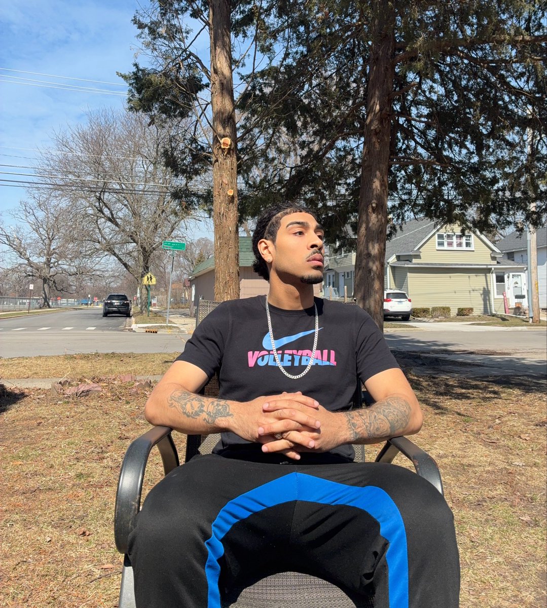 DavidThaFinessa tweet media