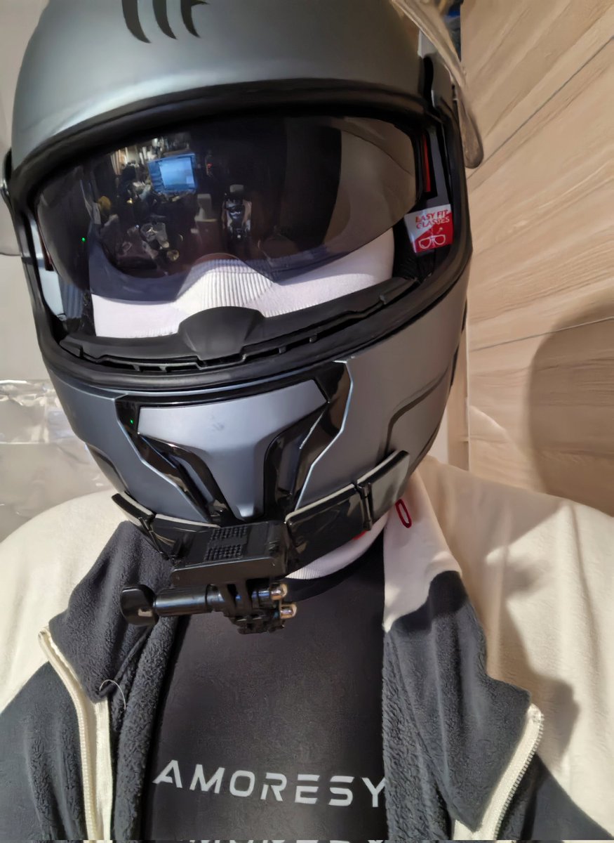 疯狂燃烧的腿毛 tweet media