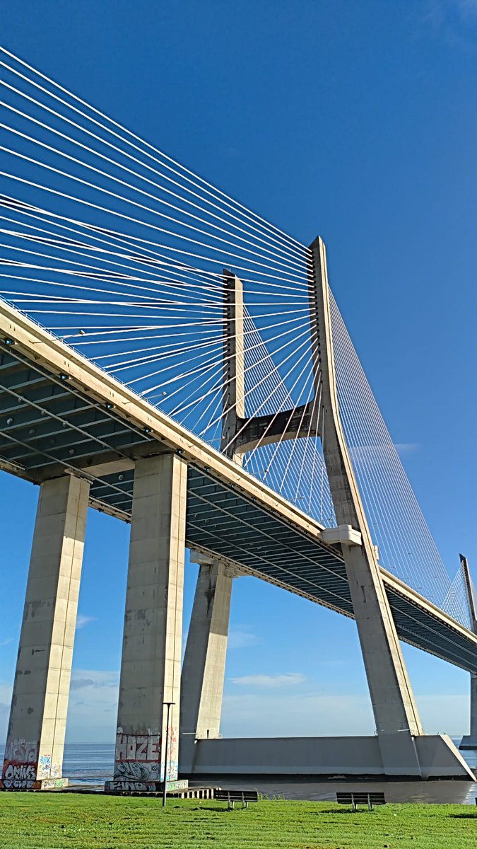 DaniElefantman's tweet image. Puente Vasco da Gama en Lisboa, Portugal, un icónico hito de la ingeniería moderna. #puente #Lisboa #hacerfotos #turismo