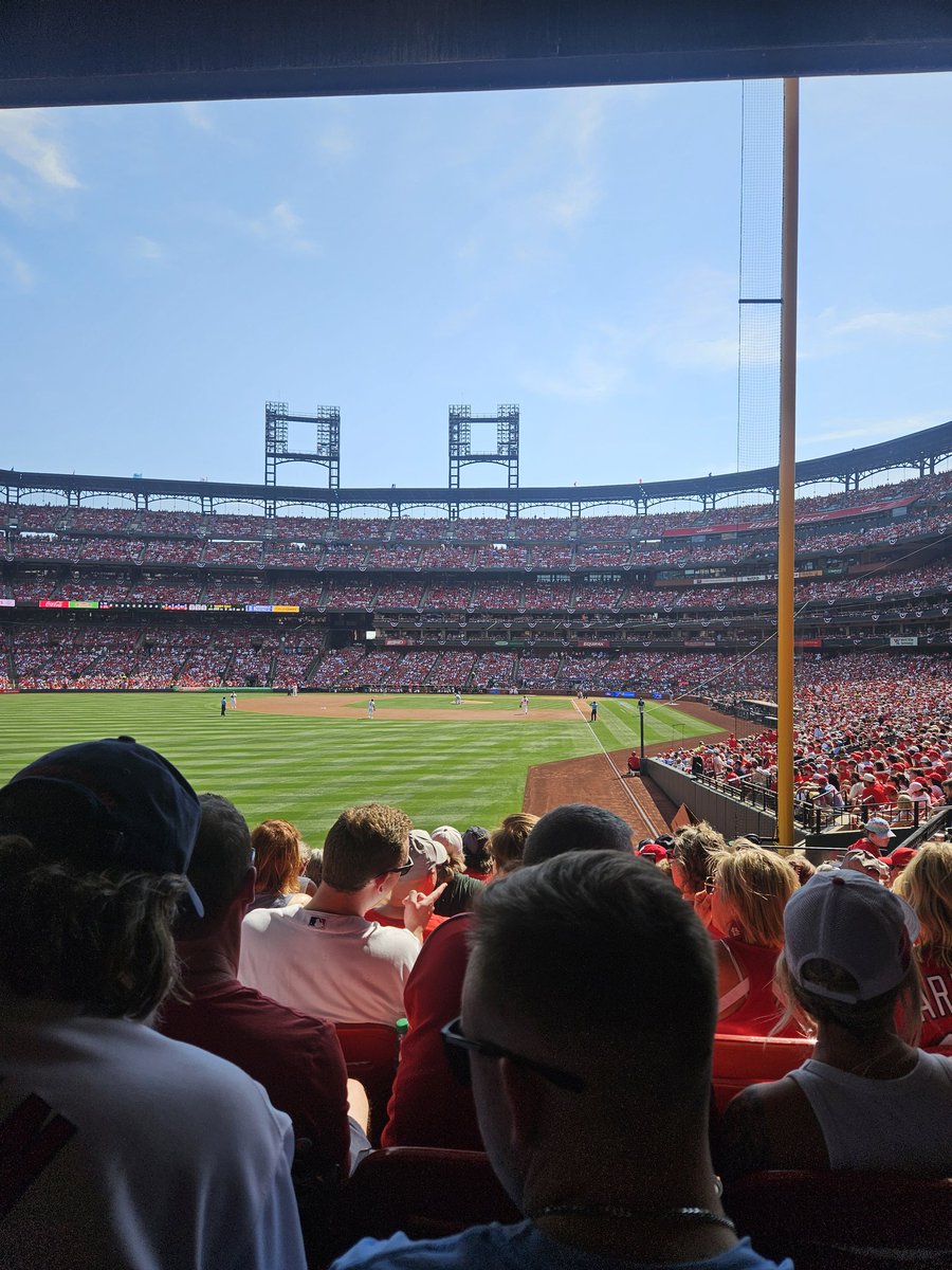 Lauren Bundy tweet media