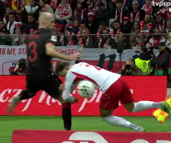 IceBloos's tweet photo. #POLALB coraz dziwniejsze te wstepy https://t.co/fpZ1N3zzMI