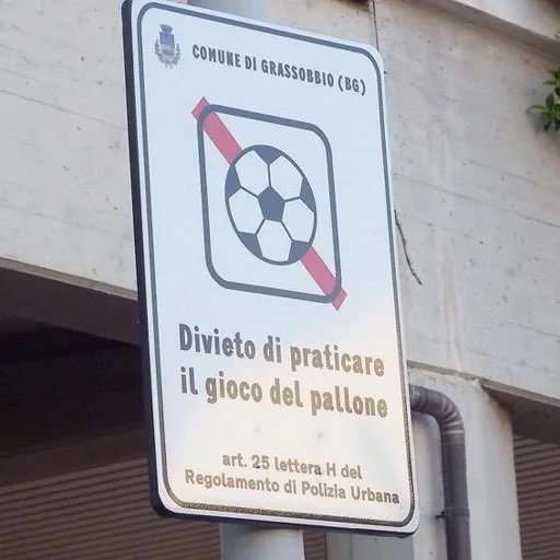 asrsupporter's tweet photo. Prima mezz’ora dell’Italia: https://t.co/92geulpAlR