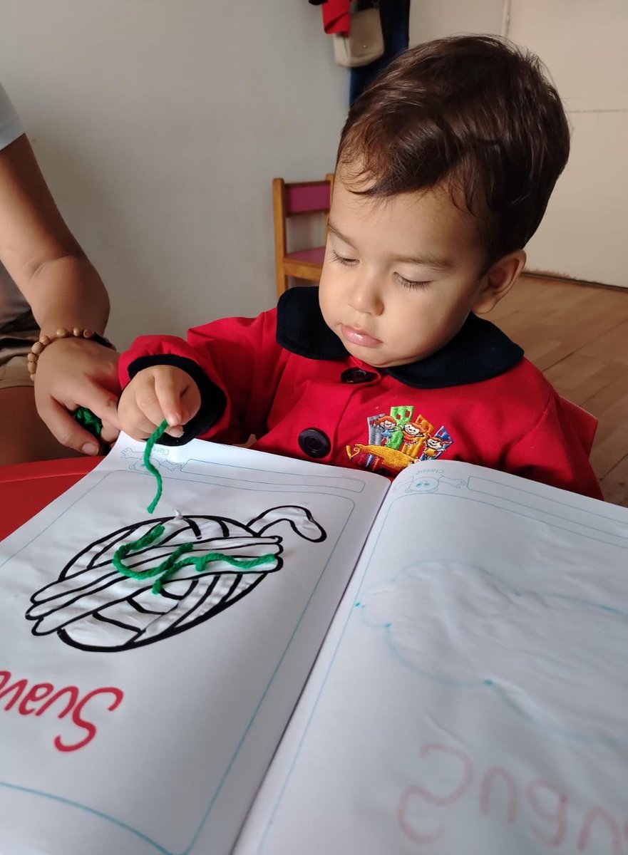 ioxaandreina's tweet photo. 🥺mi corazón salta de alegría al verlo con 1añito con ese nivel de concentración, eres mi proyecto mas preciado. https://t.co/hnM1rsLC3I