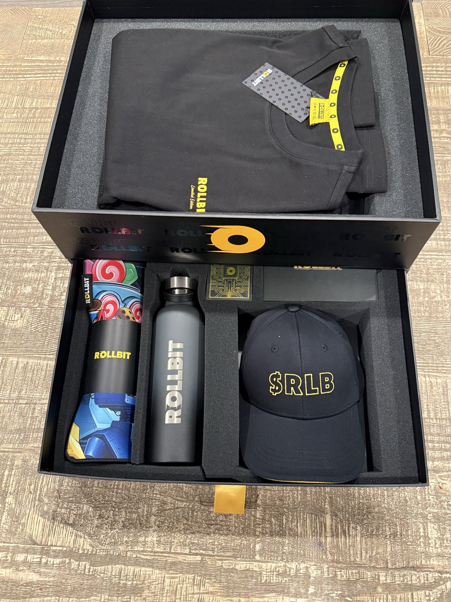 ChimpZoo tweet media