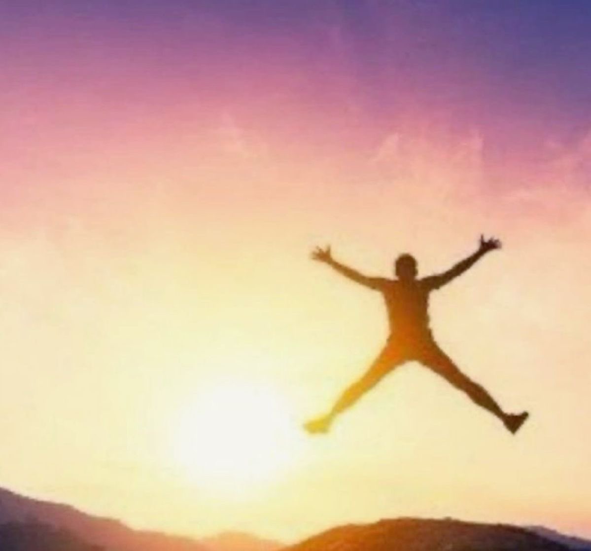 𝐷𝑜𝑙𝑜𝑟𝑒𝑠 tweet media