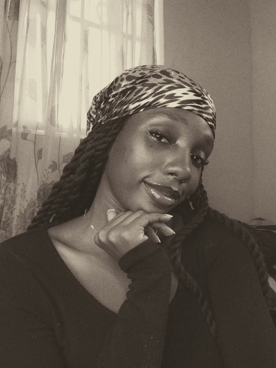 Chi chi 🍒 tweet media