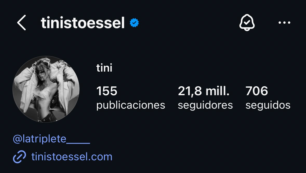 𝐂𝐚𝐦🛸 tweet media