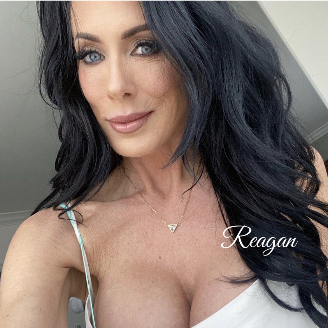 Reagan Foxx ™️ tweet media