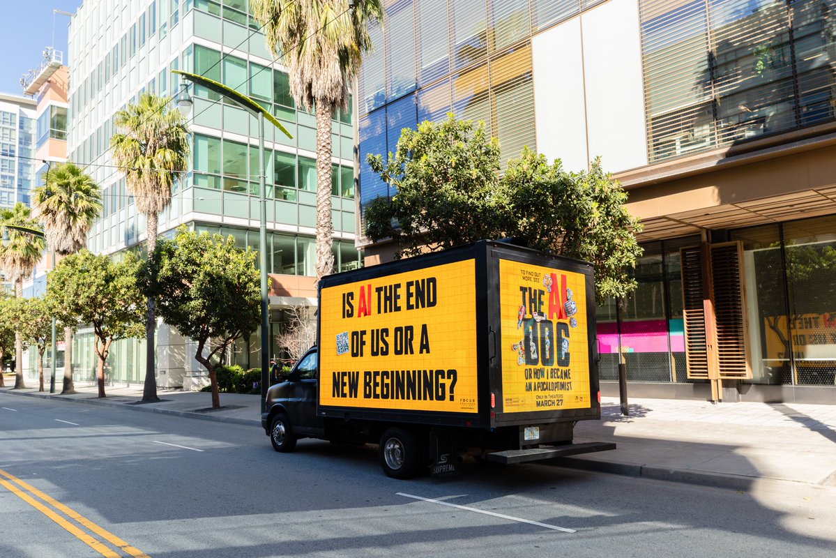 Pop Crave tweet media