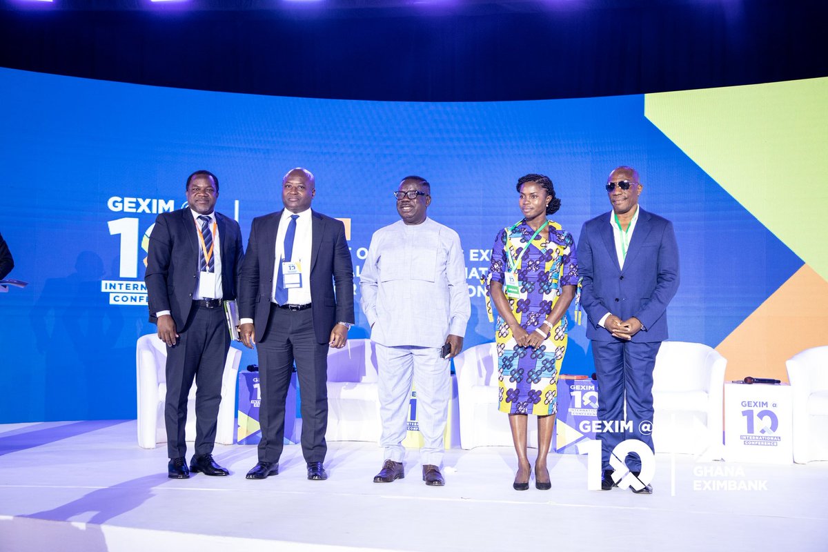 geximgh's tweet image. At #GEXIM10, Prof. Kwame Djan, MD, Buntaa, set the context on poultry investment to reduce Ghana’s import bill.

Panel 4 featured William Obeng, Dr. Gloria-Ethel Ofei Akoto, Divine Asiedu, &amp;amp; Samuel Ntim-Adu.

Moderated by Prof George Agbemabiese.

#PoultryInvestment #MSMEGrowth