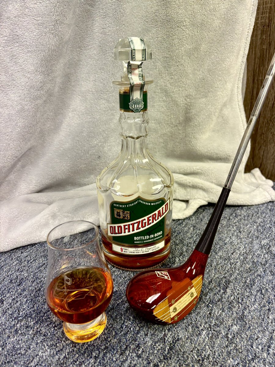 BourbonHooks tweet media