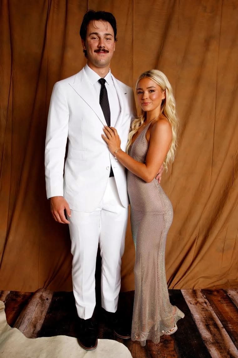 GuilfoyleEvan's tweet image. 0.2 IP - FIVE fucking runs scored. 67.50 ERA. The New York Mets were up 5-2 on the Pirates in the 1st damn inning. The beginning of Livvy Dunne’s curse upon Pittsburgh ace Paul Skenes.