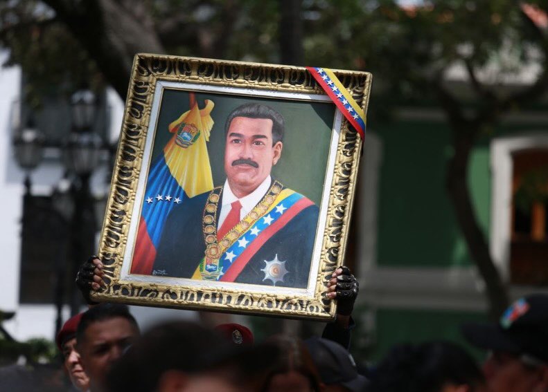 valekapc27 tweet media