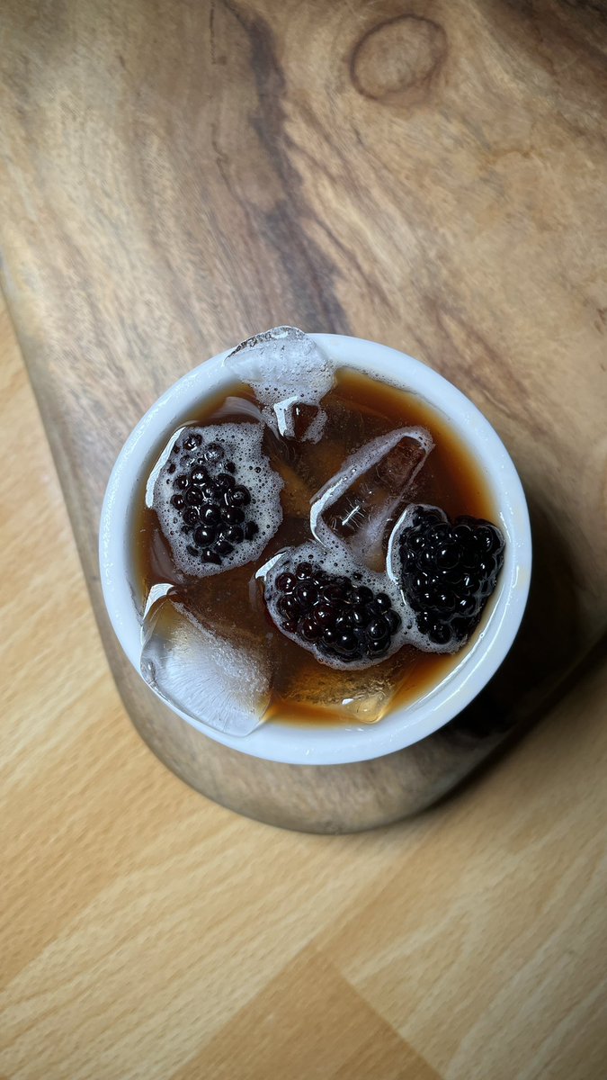 مُحمَد tweet media