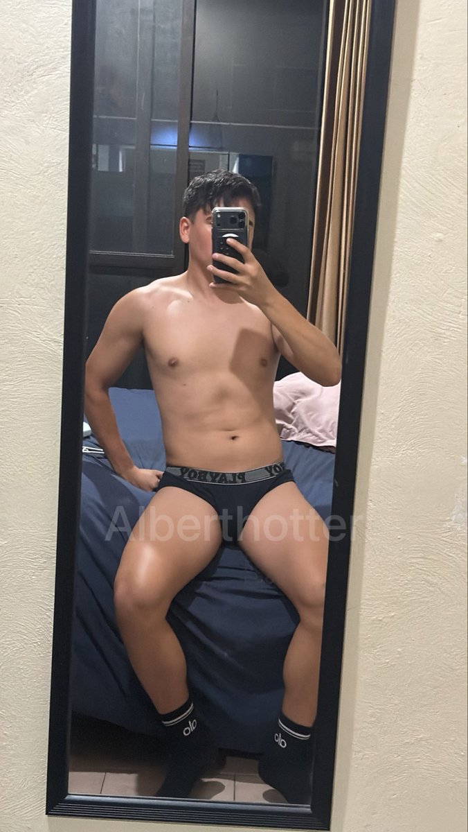 alberthotter's tweet photo. 👅 https://t.co/f6IzozBTlv
