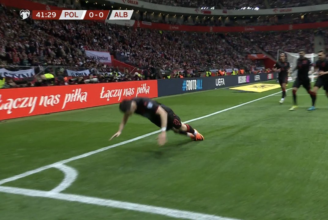 The Touchline | 𝐓 tweet media