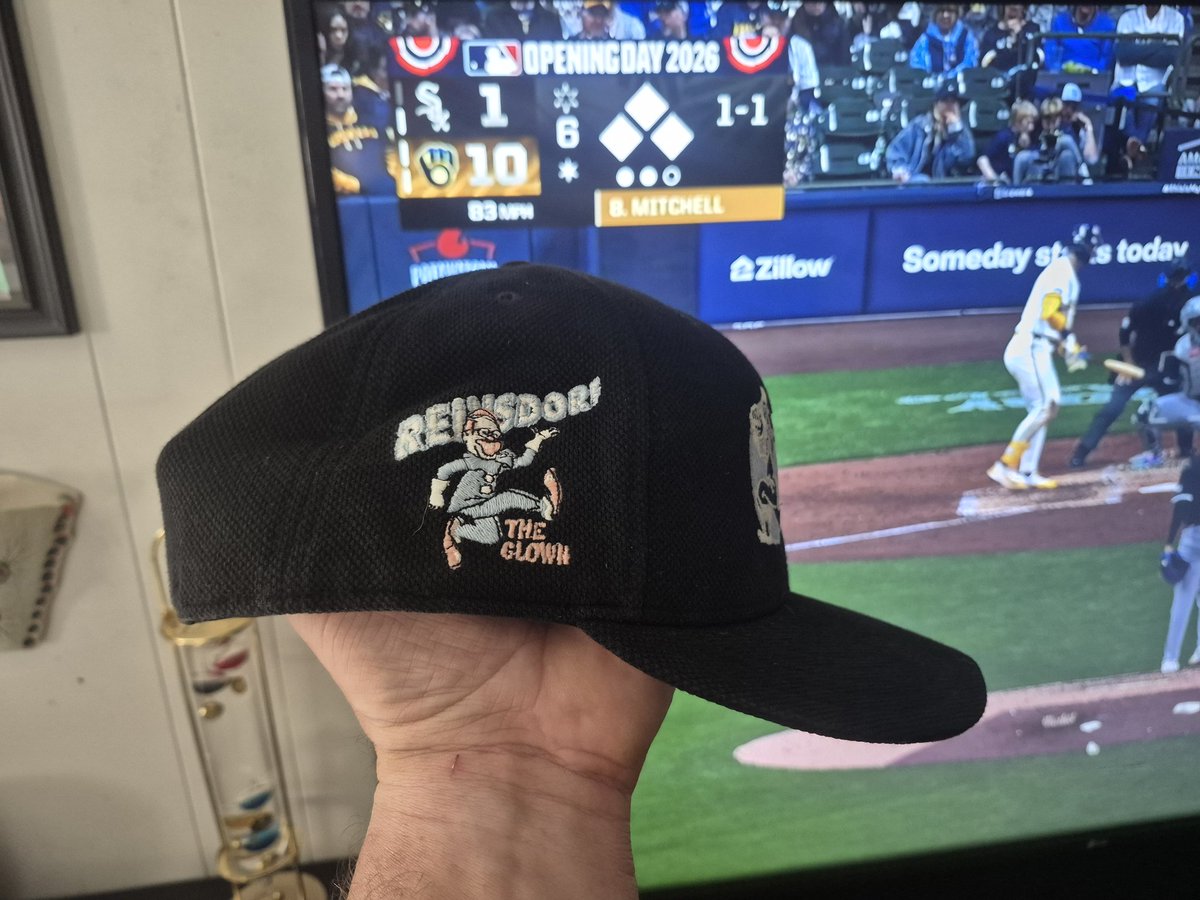 🧦🧢Extremely #PINdejo Eric 🐻⬇️ tweet media