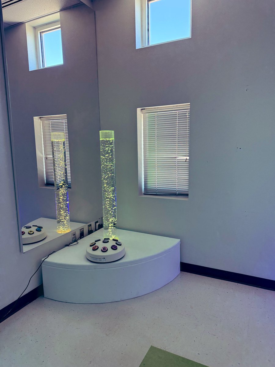 mgalve01's tweet photo. Mental Health Matters at Stronger Connections Grant Campus @MRidge_ES. Creating a CALM on campus with the new ZEN ZONE! This supports & enhances students, faculty/staff a quiet place to BREATHE, RESET, & RECHARGE.💜🧡 
A peaceful mind supports powerful learning.#SCG, #TCSS, #TeamSISD, @ABarrios_SISD, @MDominguez_SISD