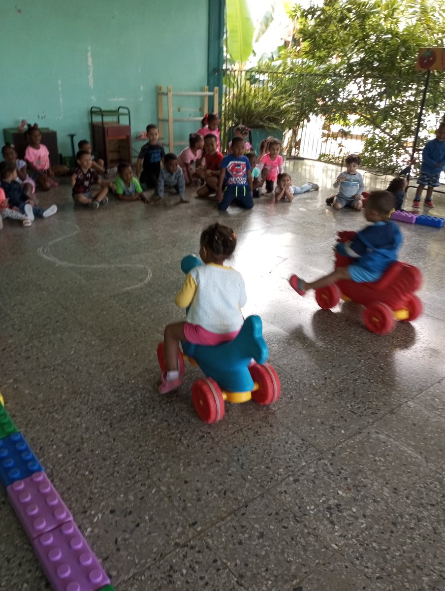 llavecitas's tweet photo. La Primera Infancia saludando el 65 Aniversario de los Círculos Infantiles con un Festival Deportivo ,dónde participan los niños de Infancia Temprana y Preescolar.
#LaPrimeraInfanciaImporta
@Comunicaci83741
@CubaMined @YanetHzP25 @Pidgegu https://t.co/StlBnIllz8