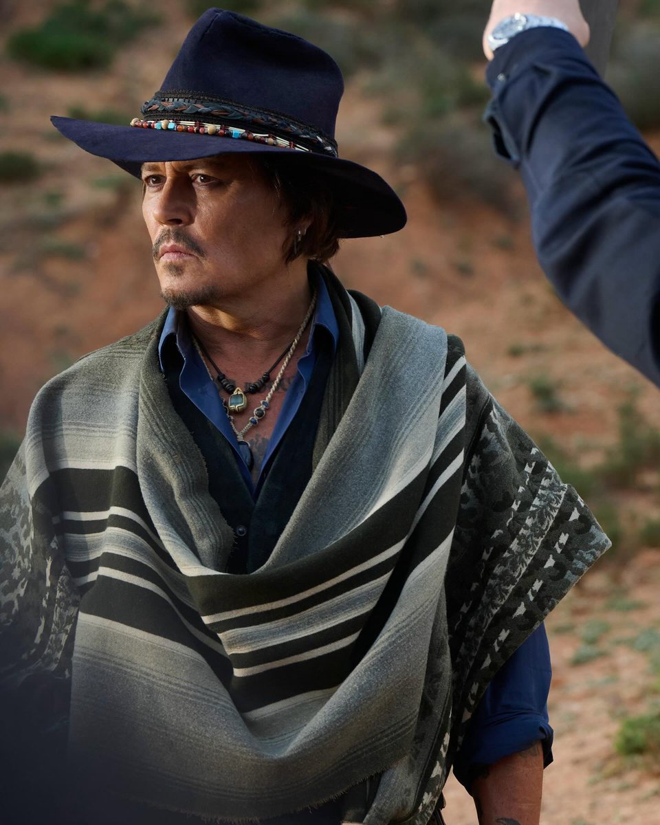 𝕷𝖎𝖙𝖙𝖑𝖊 𝕻𝖊𝖊𝖕𝖘 🏴‍☠️#JohnnyDepp tweet media