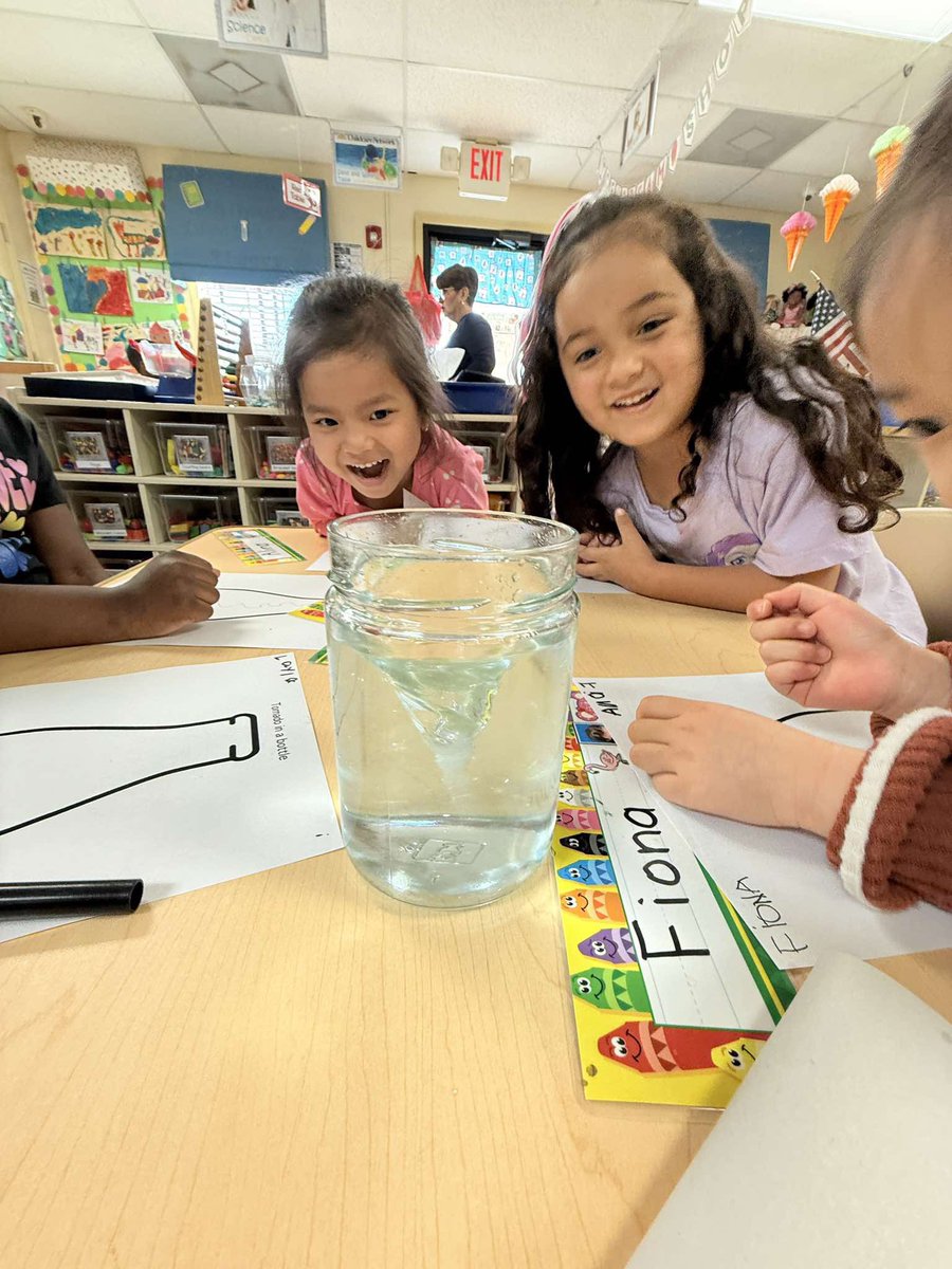 Amy M. Jacobs tweet media