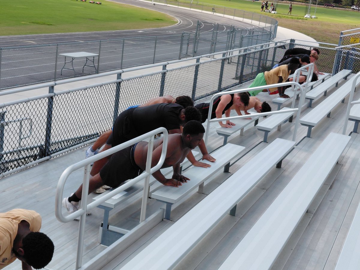 Gateway HS Football tweet media