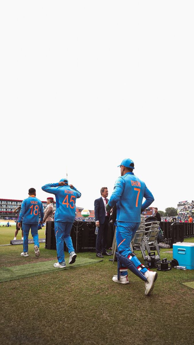 TheFakeFakeer tweet media