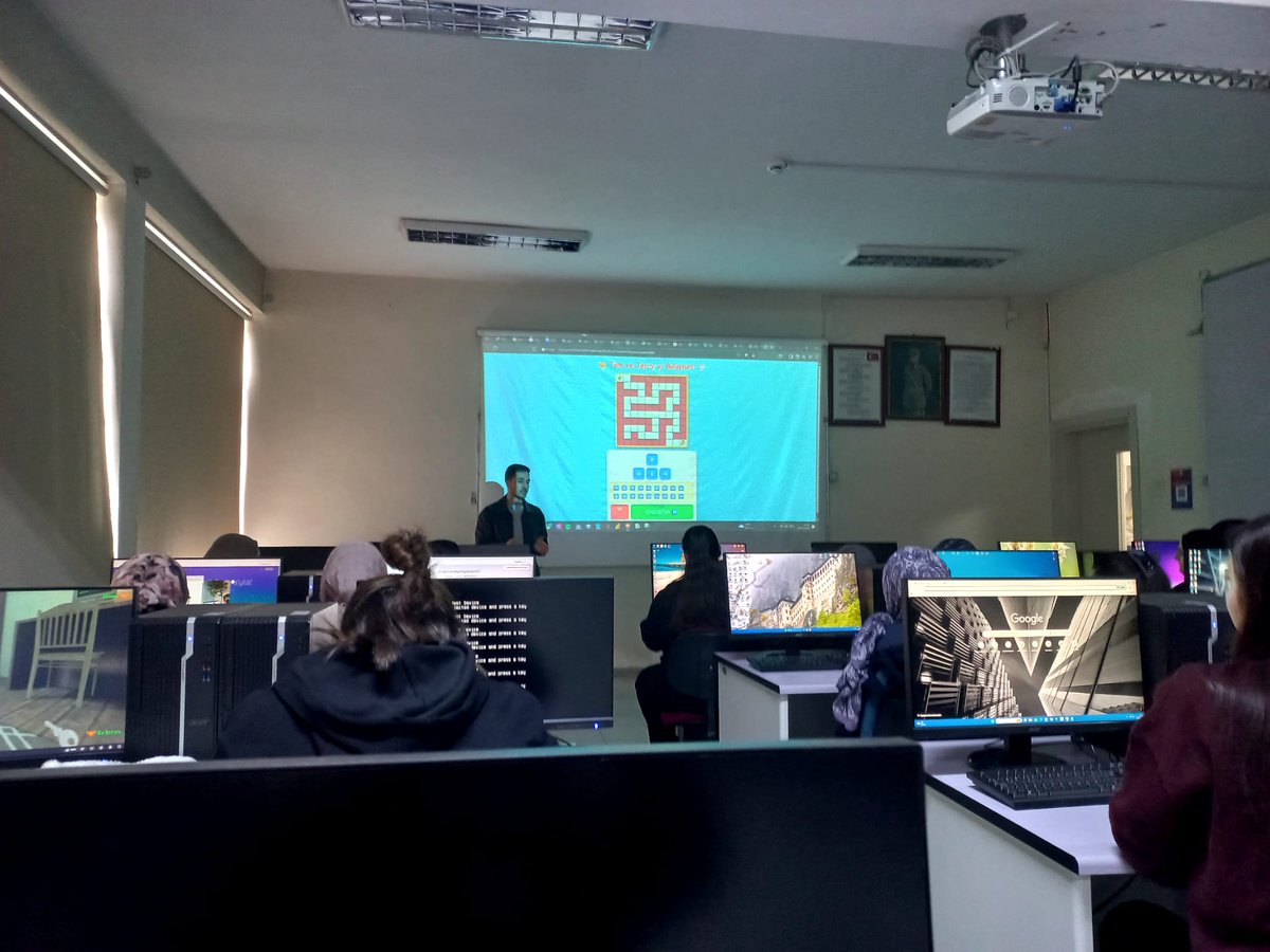 TrabzonDDO's tweet photo. 🚀 “Yapay Zekâ ile Etkinlik Tasarımı” eğitimimizi başarıyla tamamladık.
♦️ Detaylı Bilgi için: https://t.co/04ID27GFHD
#dijitaldönüşümveyazılımofisi
#trabzonüniversitesi
#trabzonddo
@trabzonuniv https://t.co/cvdCIhIppp