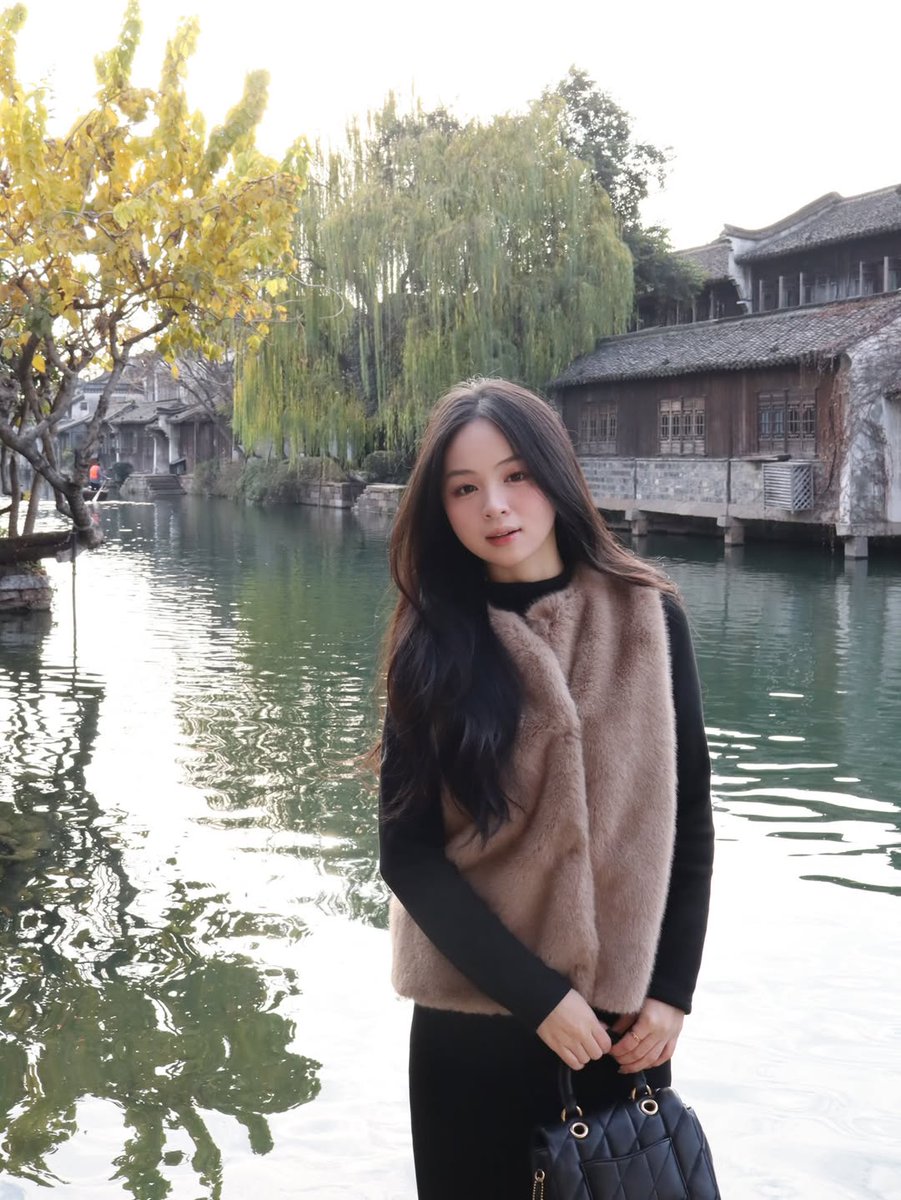 Devora Bea tweet media