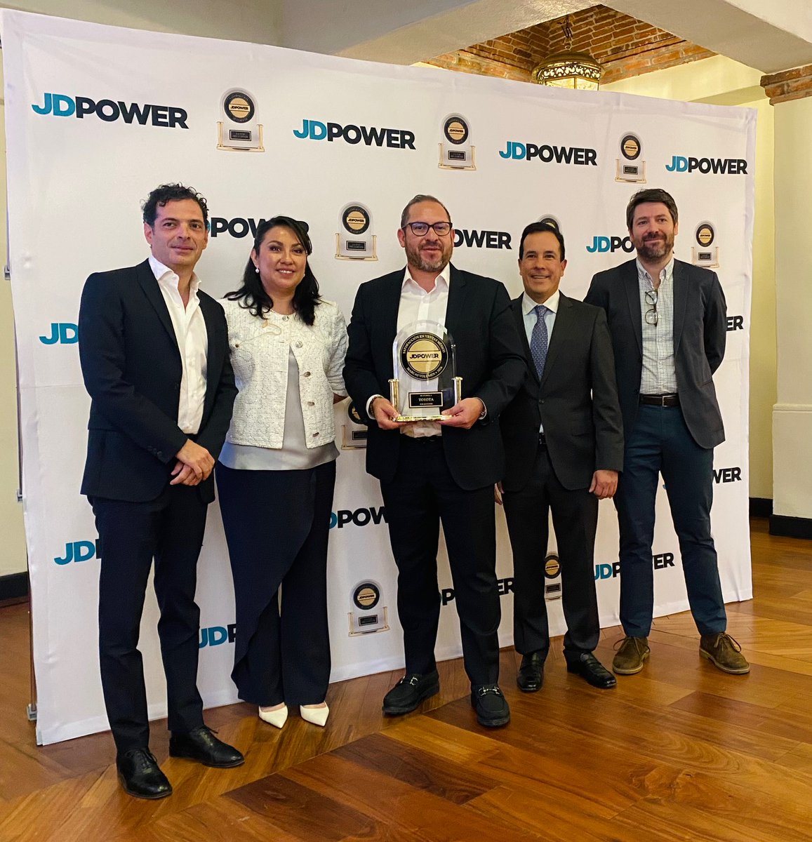 LILIA MEDINA FLORES tweet media