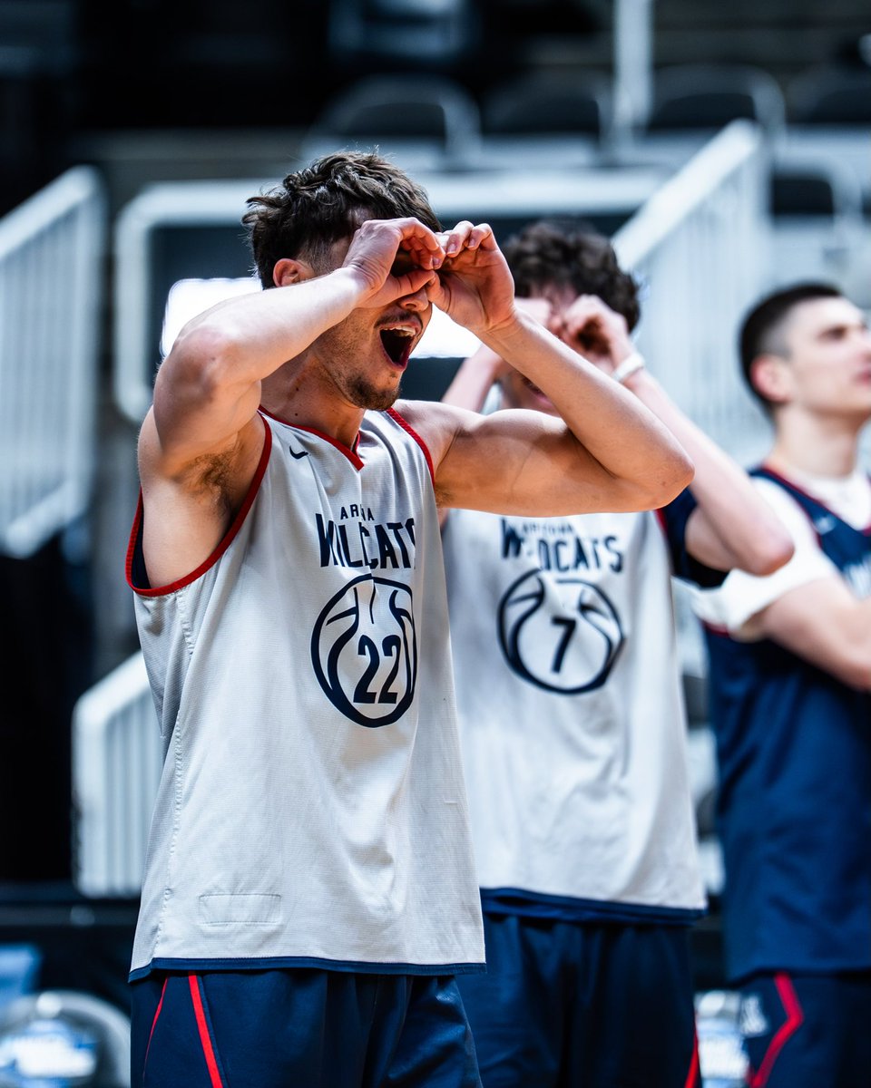 Arizona Basketball tweet media