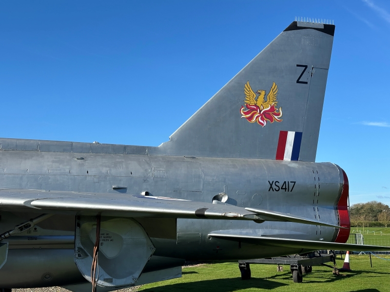 NewarkAirMus's tweet image. The 56 Sqn Firebird markings have now been applied to #Lightning T5 #XS417 &amp;amp; the #Lightning F6 cockpit from #XR757 left site this morning.
Photo credits #DTEParchive
#EveryNAMvisitCounts