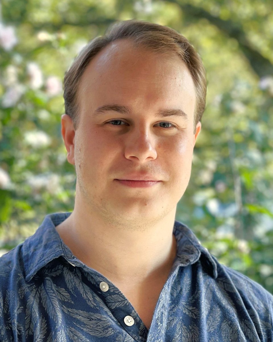 OxConfBook tweet media