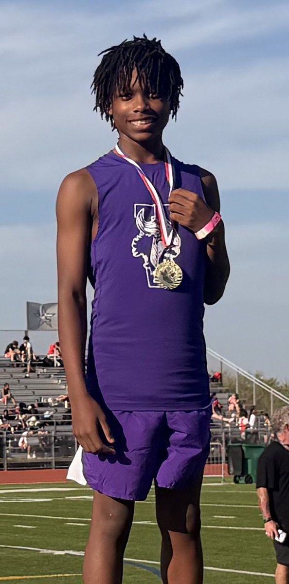 Coach_Sims_5's tweet photo. VANDEVENTER VIKINGS STAND UP! #DCA #NEXTSTEP
DISTRICT CHAMPION LONG JUMP
CONGRATULATIONS DAMIR IRVIN ON WINNING FIRST PLACE! 🥇

Day by day, we get better and better… until we can’t be beat.

#VikingFamily #ByTheCode #DCA #TrackSeason #VandeventerAthletics https://t.co/tlJz3nLxB8