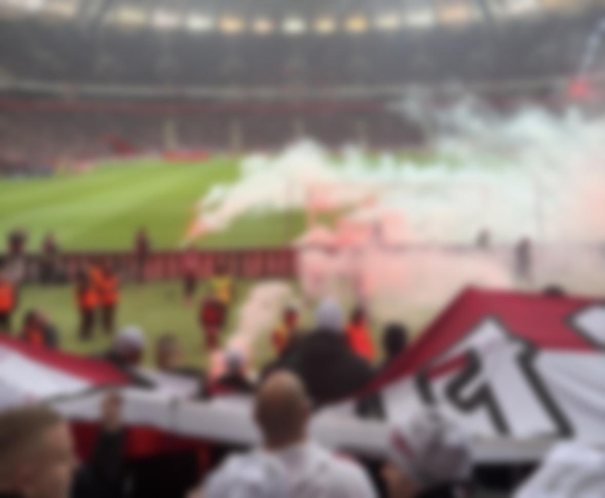 Organizacja <a href="/pzpn_pl/">PZPN</a> przy hymnie, doping 50 tysięcy Wieśków, gra tych gwiazdeczek.

Wszystko na tym samym poziomie. 

Racami w was rzucić i wyjść, tyle. 😎