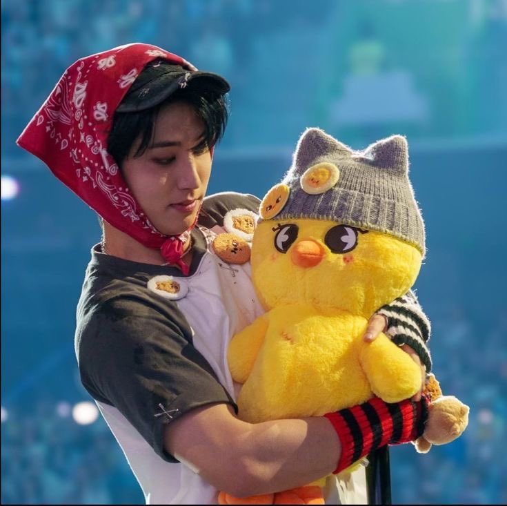 ellie🌻 tweet media