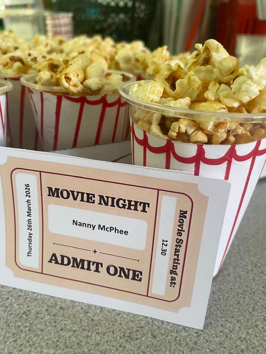 Starbank School tweet media