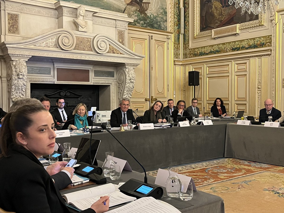 Ville de Neuilly tweet media