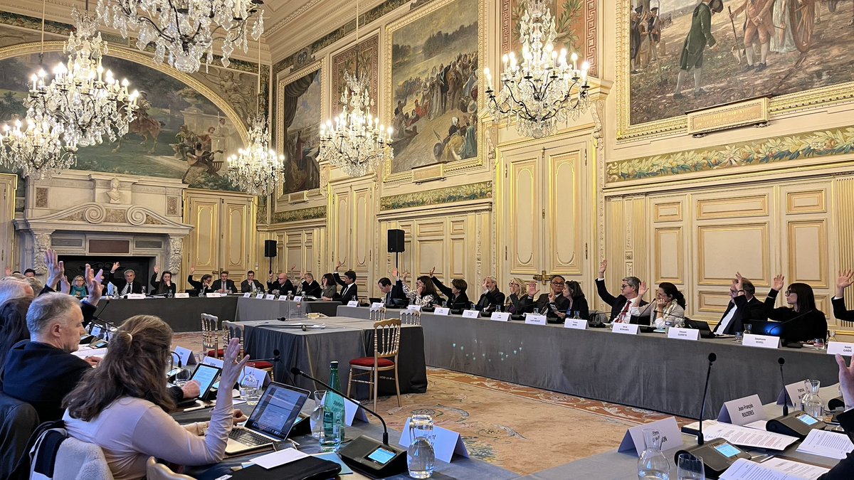 Ville de Neuilly tweet media