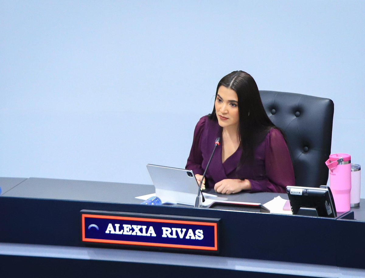 Alexia Rivas🇸🇻 tweet media