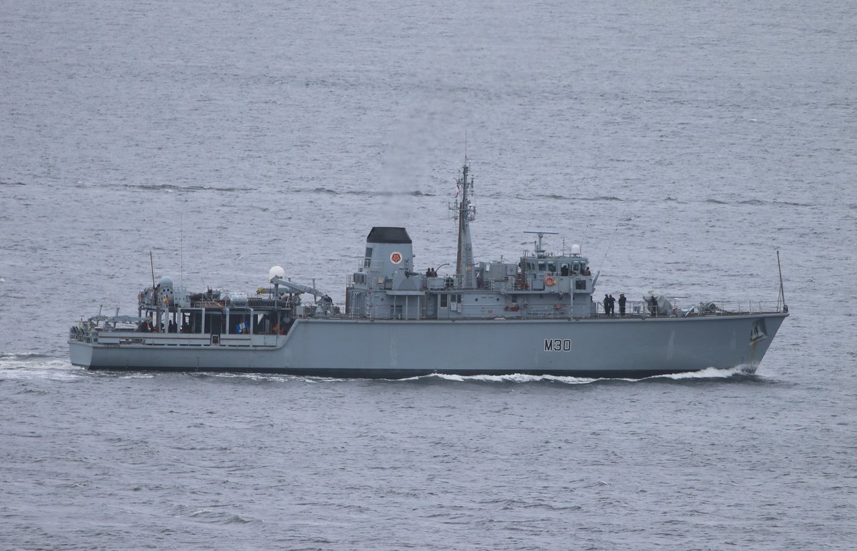 ScotlandDX's tweet image. HMS Ledbury M-30 passing Gourock today inbound for Faslane #RoyalNavy #Navy #shipping